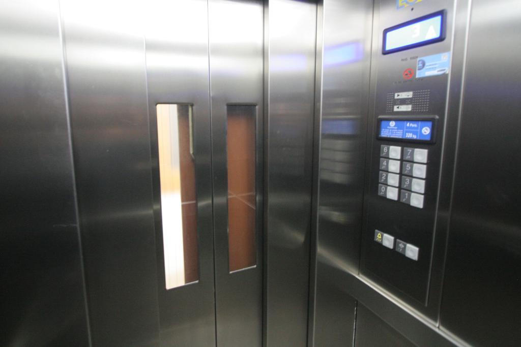 Near Clot & Sagrada Familia Apartment 바르셀로나 외부 사진